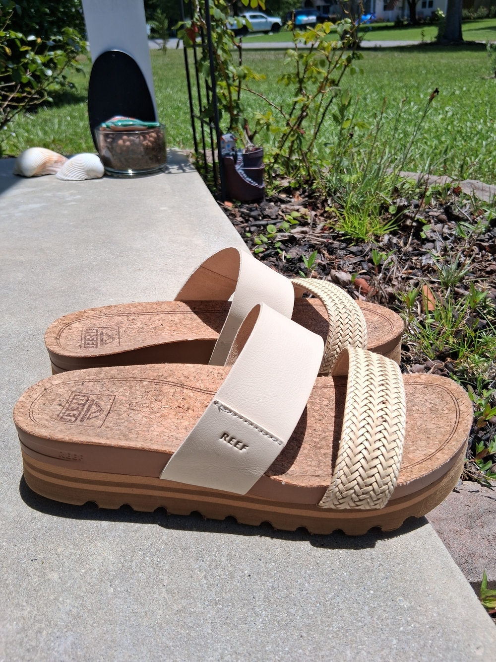 Reef Vista High Two-Band Cork Slide Sandals in Cream - Picture 2 of 8